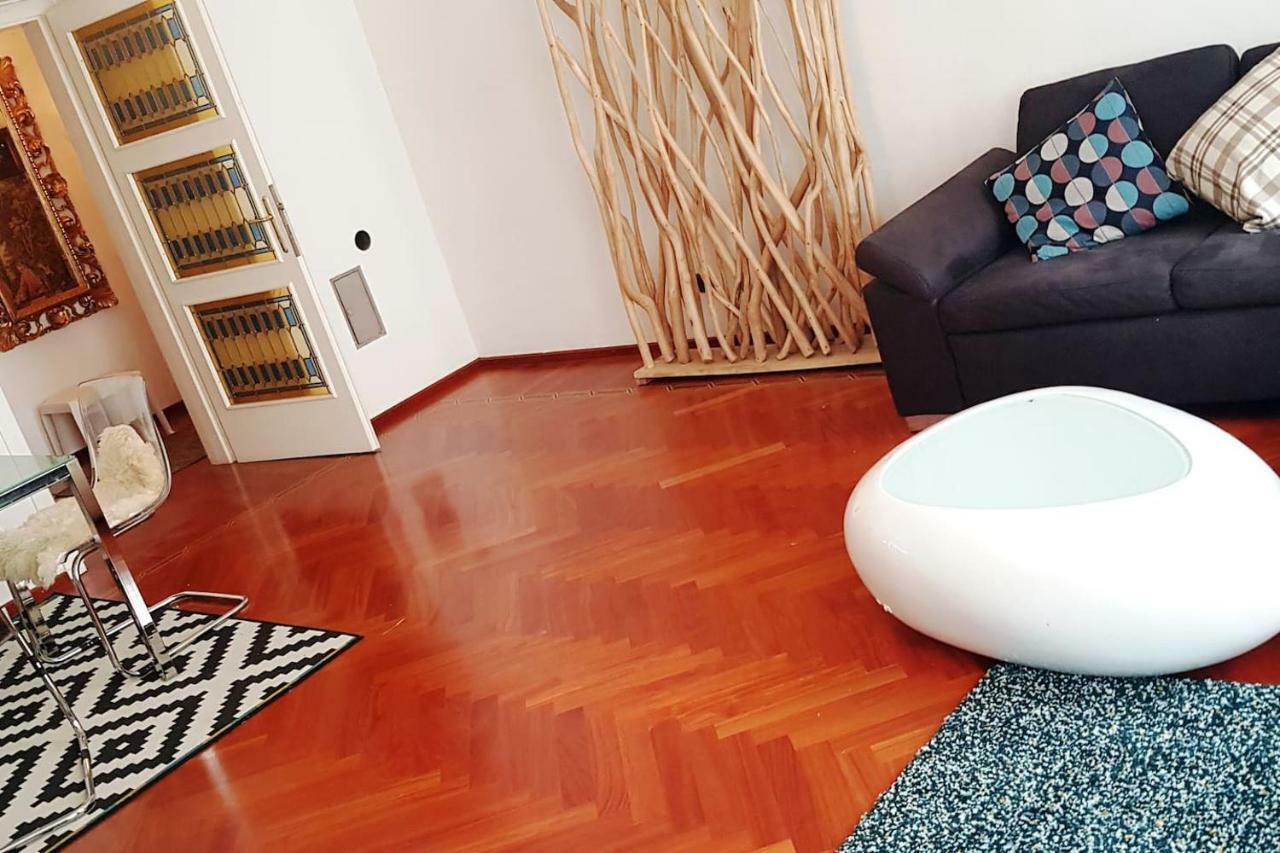 The Kolin Grand Downtown Appartement