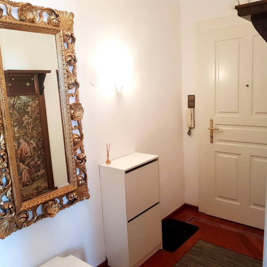 The Kolin Grand Downtown Appartement *